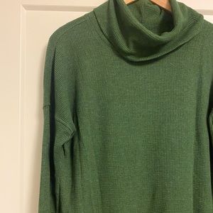 Aritzia thermal turtleneck
